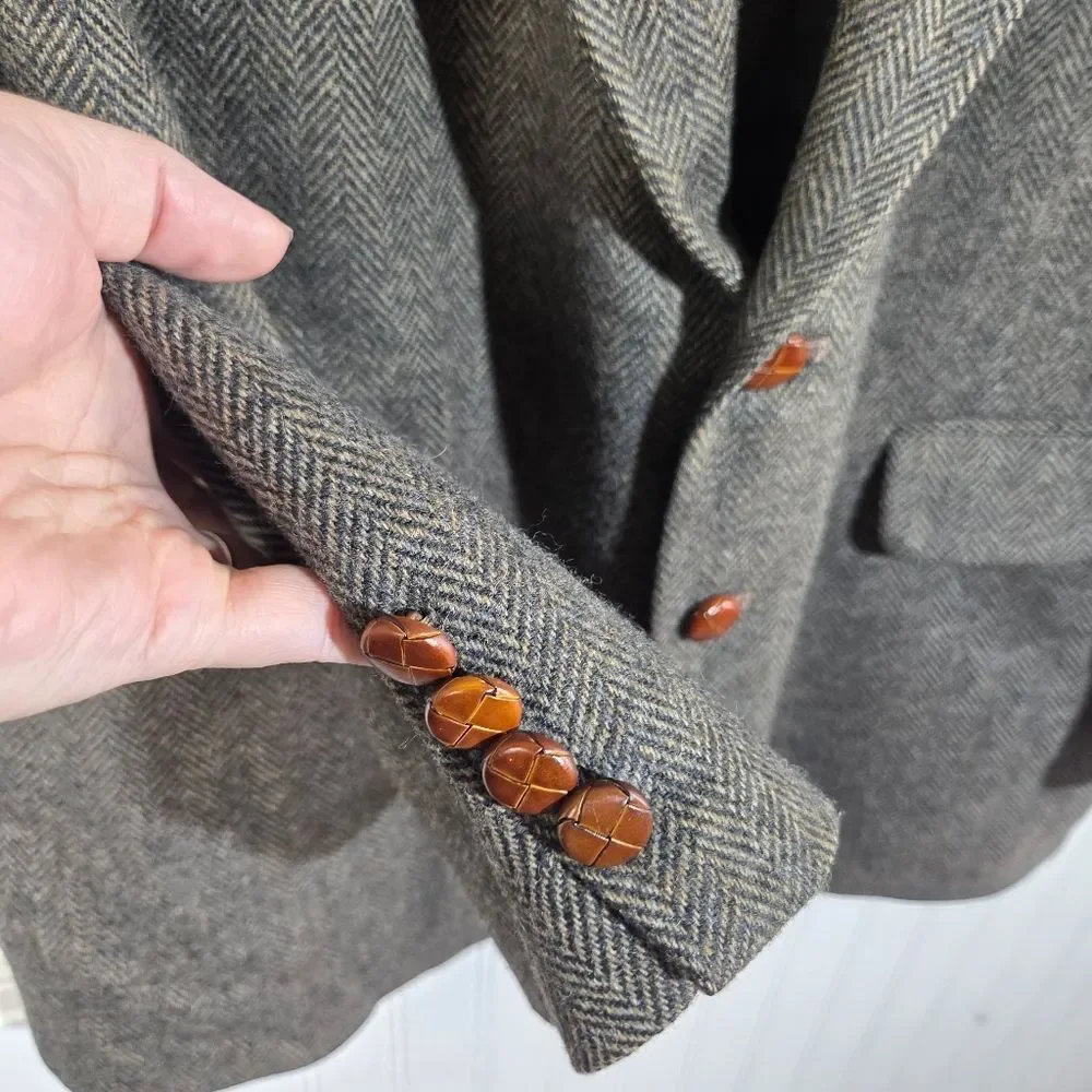 Men's Vintage Woolrich Brown Herringbone Wool Blend Blazer Size 44L